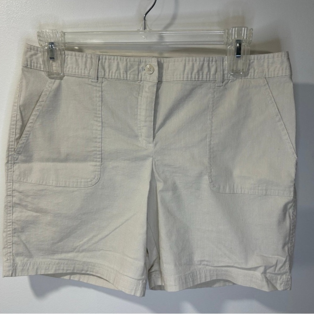 Izod Cream Casual Shorts size 12
